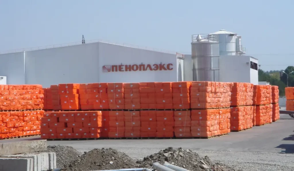 Производственная площадка завода «ПЕНОПЛЭКС»